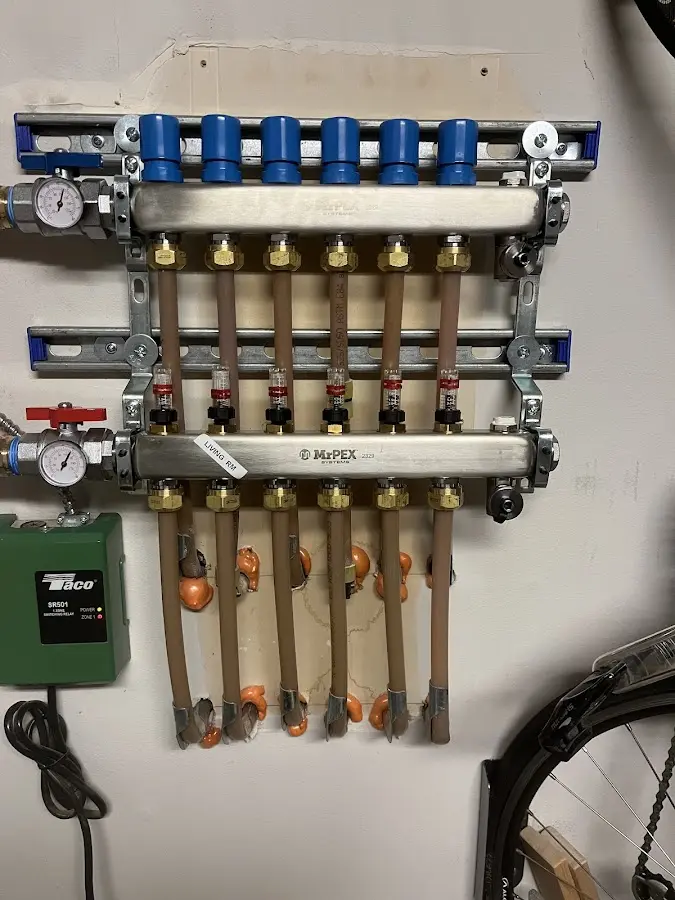 Plumber performing Gas Leak Detection at a residential property in Templeton